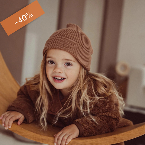 LAATSTE - Knitted Beanie - Brown Rust